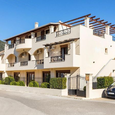 Lemon Tree Corfu Apartments By Konnect Ipsos Exterior photo