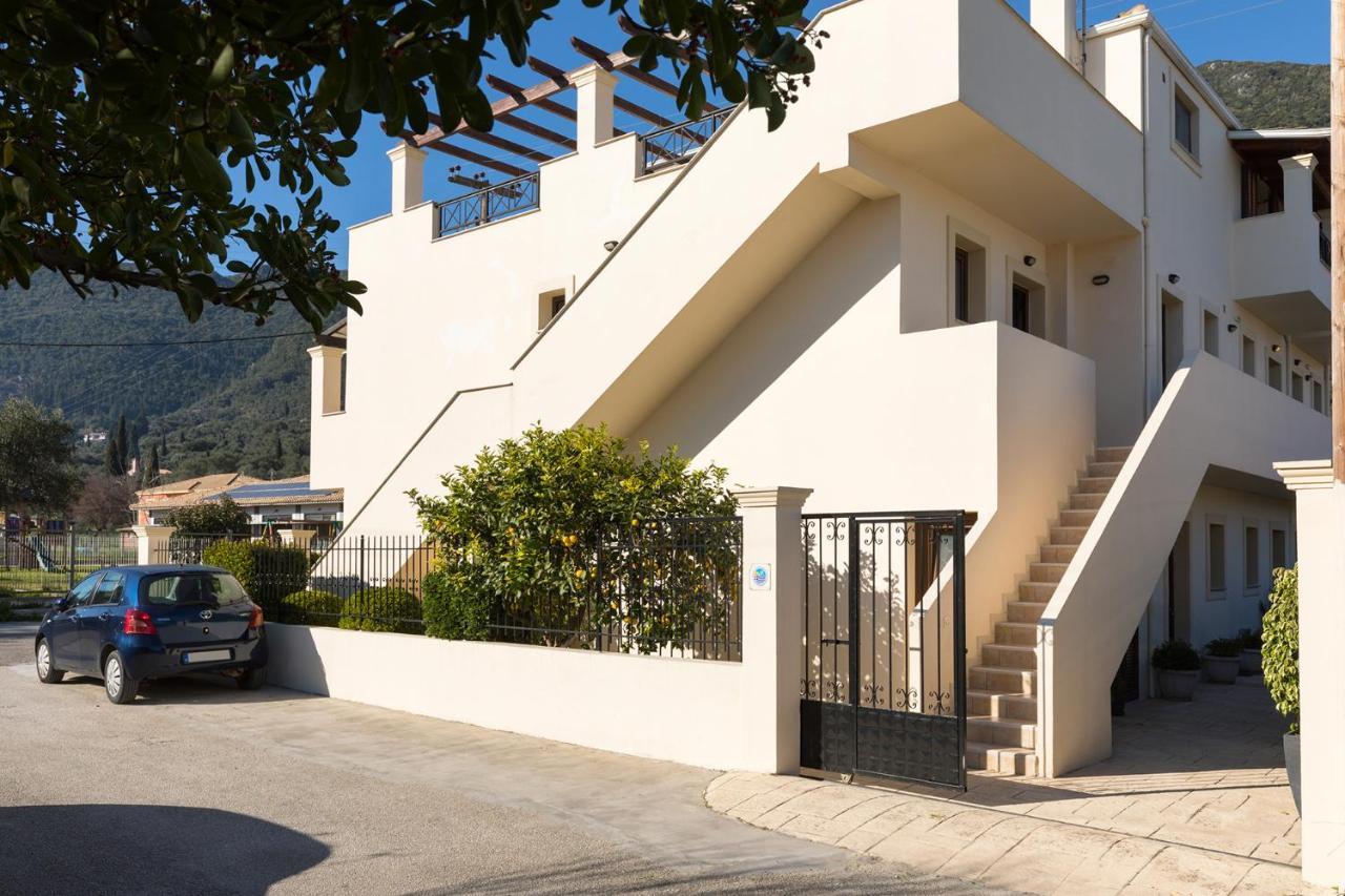 Lemon Tree Corfu Apartments By Konnect Ipsos Exterior photo